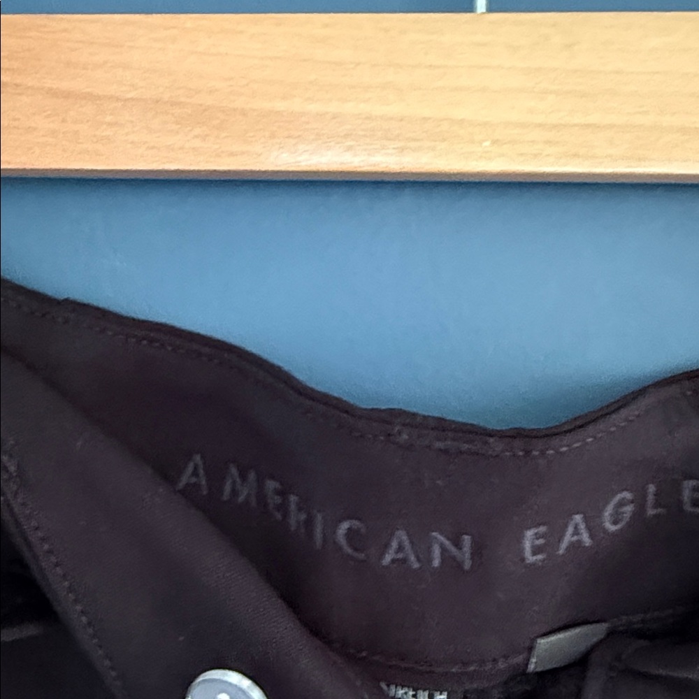 American Eagle Outfitters High Waist Black Shorts - Picture 4 of 4